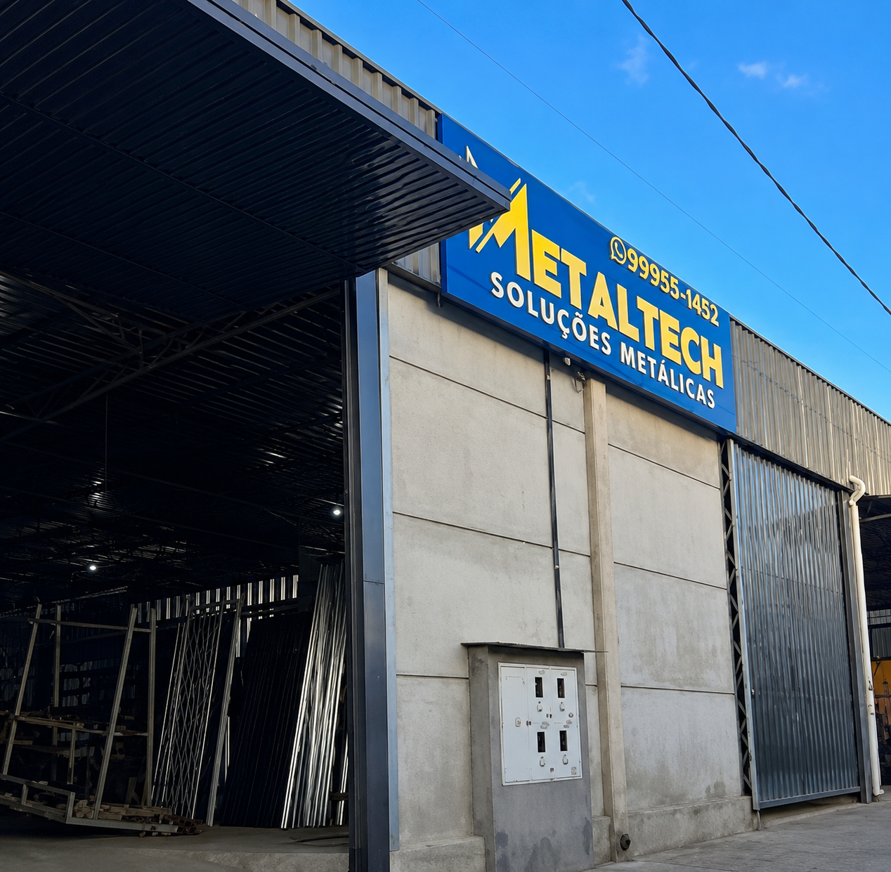 Equipe Metaltech em obra